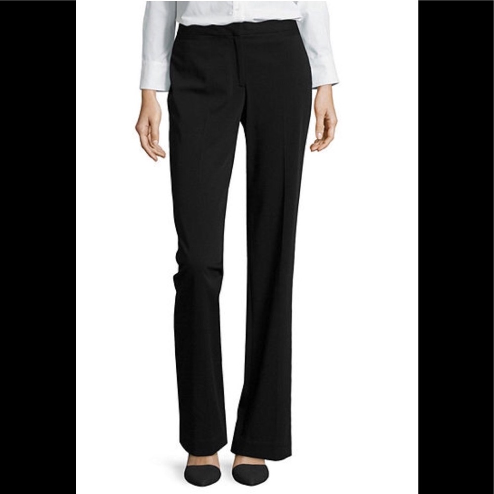 LIZ Clairborne Classic stretch, slimming  jeans